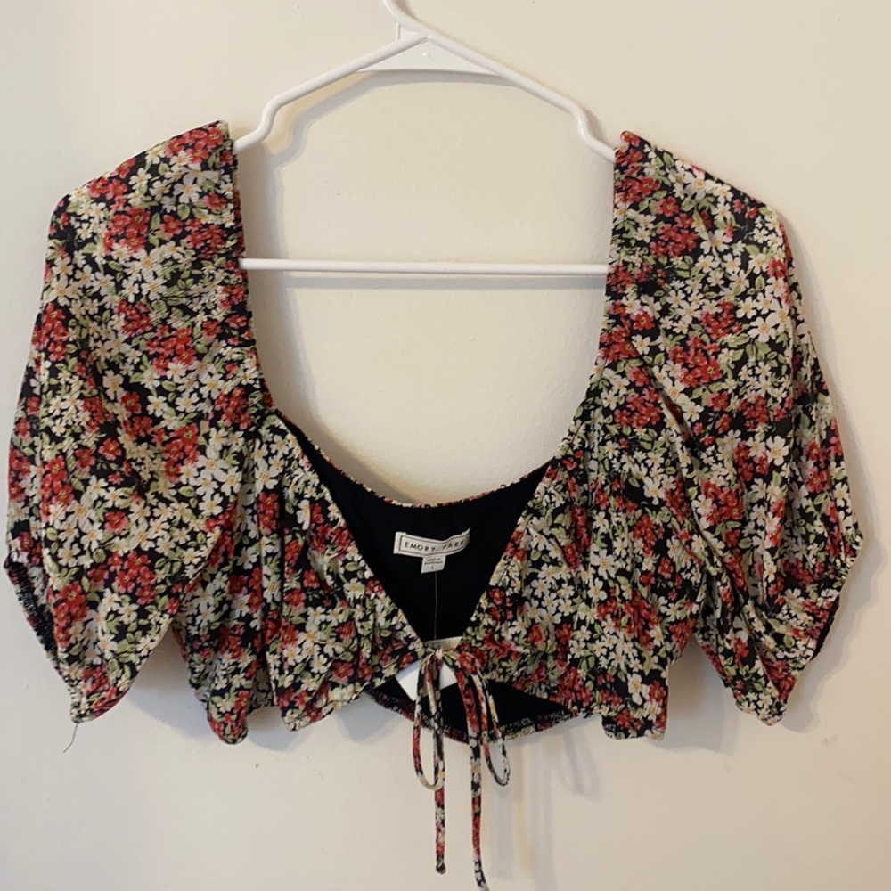 crop top